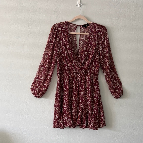Trixxi Dresses & Skirts - Trixxi Burgundy Floral Long Sleeve Dress